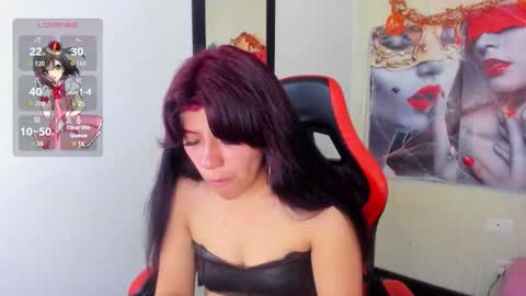 Snapshot of raven_rouge chatting on October 26, 5:02 am gata online show from October 26, 5:02 am