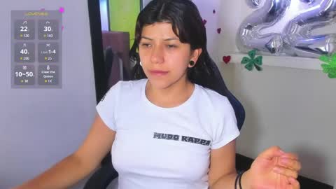 Snapshot of raven_rouge chatting on April 16, 11:55 am gata online show from April 16, 11:55 am