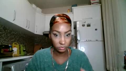 ravenbby online show from May 6, 8:47 pm