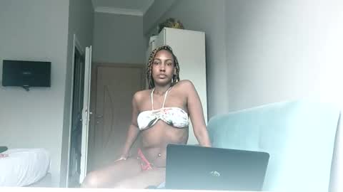 ravenbby online show from May 25, 10:21 am