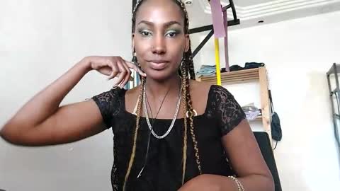 ravenbby online show from May 30, 2:25 pm