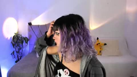 ravencollen online show from November 7, 12:49 pm