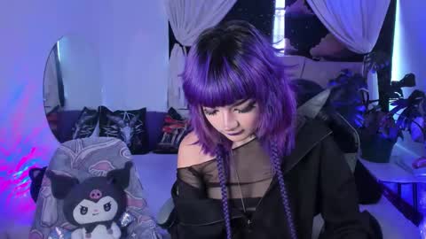 ravencollen online show from March 19, 7:29 pm