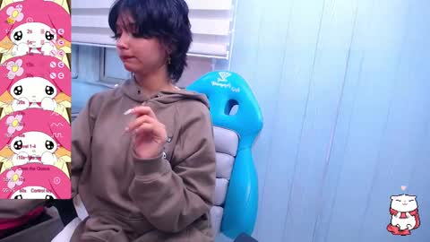 Snapshot of ravenn_20 chatting on January 21, 2:26 pm RavenN online show from January 21, 2:26 pm