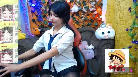 Snapshot of ravenn_20 chatting on February 11, 11:32 am RavenN online show from February 11, 11:32 am