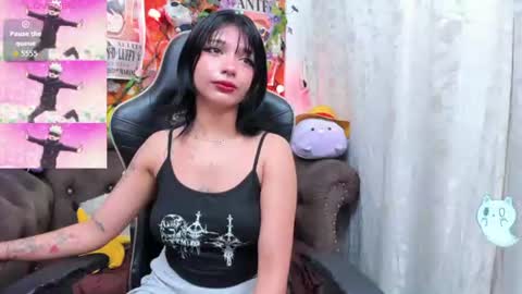 RavenN  online show from July 28, 11:39 am