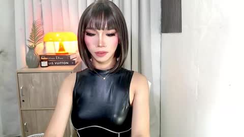 Snapshot of ravennax chatting on November 30, 4:22 pm ravennaxx online show from November 30, 4:22 pm