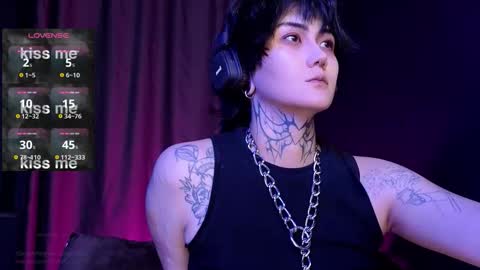 Raven online show from October 20, 3:45 pm