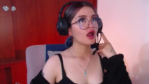 Snapshot of raventh_ chatting on March 18, 3:04 pm raventh_ online show from March 18, 3:04 pm