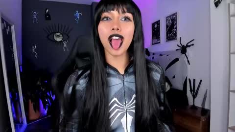 Raven Witch online show from October 16, 10:33 pm