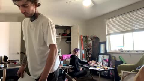 Snapshot of ravenxbeastie chatting on February 8, 9:36 pm ravenxbeastie online show from February 8, 9:36 pm