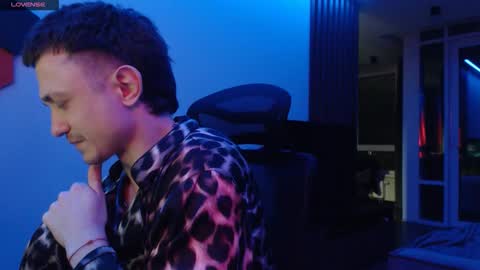 Alex Nash online show from October 30, 1:40 am