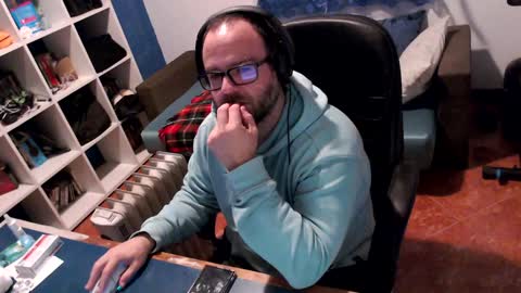 ravingr3d3 online show from February 2, 9:02 pm