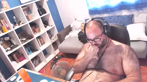 Snapshot of ravingr3d3 chatting on September 30, 3:28 pm ravingr3d3 online show from September 30, 3:28 pm