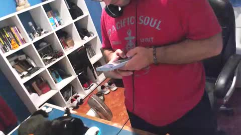 Snapshot of ravingr3d3 chatting on October 7, 10:18 pm ravingr3d3 online show from October 7, 10:18 pm