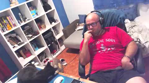 Snapshot of ravingr3d3 chatting on October 8, 11:13 pm ravingr3d3 online show from October 8, 11:13 pm