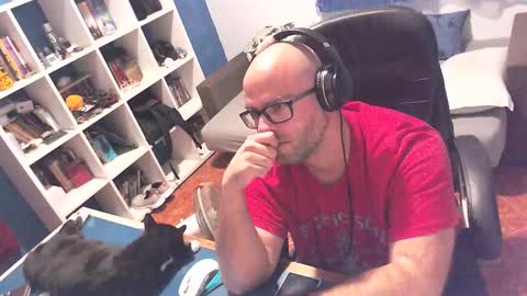 Snapshot of ravingr3d3 chatting on October 13, 10:54 pm ravingr3d3 online show from October 13, 10:54 pm