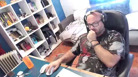 Snapshot of ravingr3d3 chatting on October 15, 11:10 am ravingr3d3 online show from October 15, 11:10 am