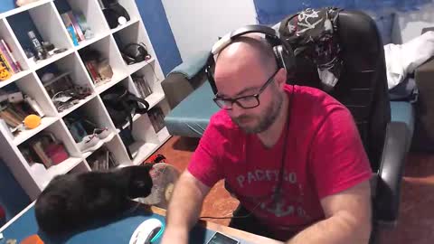 Snapshot of ravingr3d3 chatting on October 23, 11:14 pm ravingr3d3 online show from October 23, 11:14 pm