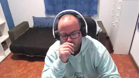 Snapshot of ravingr3d3 chatting on November 9, 9:35 pm ravingr3d3 online show from November 9, 9:35 pm