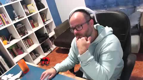 Snapshot of ravingr3d3 chatting on November 16, 2:55 pm ravingr3d3 online show from November 16, 2:55 pm