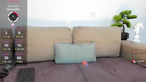 Snapshot of rawadam chatting on February 7, 6:17 am Adam online show from February 7, 6:17 am