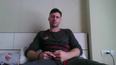 Snapshot of rawdr3 chatting on April 26, 3:48 am rawdr3 online show from April 26, 3:48 am