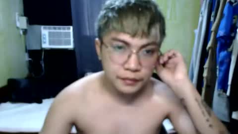 YourSmllDickAsian online show from September 22, 12:45 am