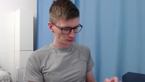 Ray Booy  online show from November 27, 8:22 pm