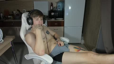 Ray online show from December 1, 9:15 pm