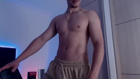 Ray online show from September 18, 11:07 pm