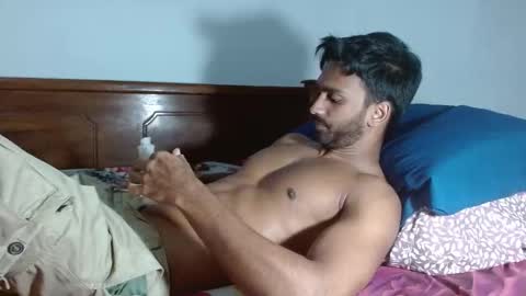 eyan online show from November 18, 12:16 am