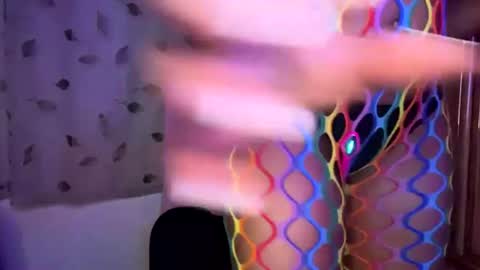 Raye Millian online show from August 5, 1:08 am