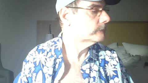 Ray online show from December 6, 10:27 am
