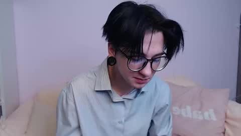 Snapshot of raytaylorr chatting on January 17, 5:01 am Ray online show from January 17, 5:01 am