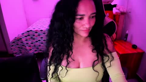 Danna online show from June 6, 4:33 pm