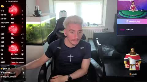 Rayzel online show from June 9, 3:23 pm