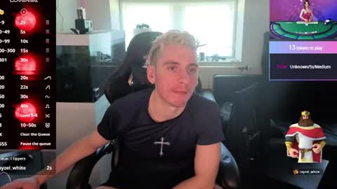 Rayzel White online show from June 16, 3:14 pm