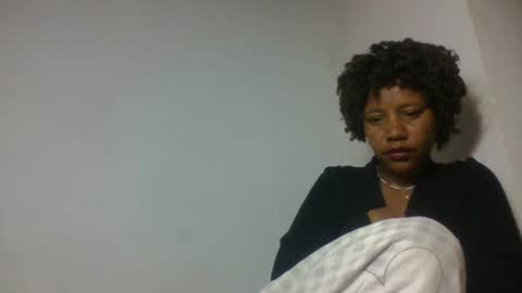 Snapshot of razanastine chatting on November 16, 1:55 am razanastine online show from November 16, 1:55 am