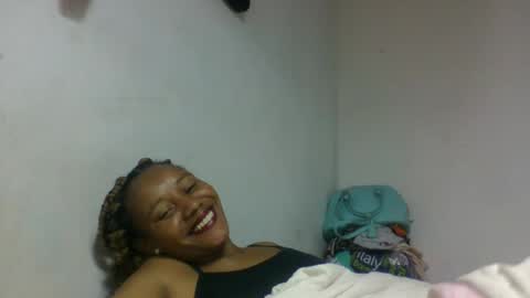 Snapshot of razanastine chatting on November 26, 3:35 pm razanastine online show from November 26, 3:35 pm