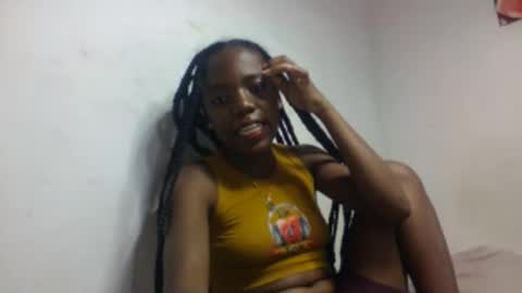 Snapshot of razanastine chatting on November 29, 10:57 pm razanastine online show from November 29, 10:57 pm