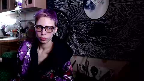 Snapshot of raziel_haze chatting on January 18, 9:45 am Yrriel Strife Candy-Demon Caveboy mr. Cringe online show from January 18, 9:45 am