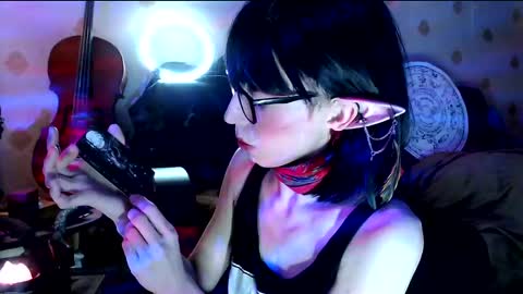 Snapshot of raziel_haze chatting on February 3, 8:35 pm Yrriel Strife Candy-Demon Caveboy mr. Cringe online show from February 3, 8:35 pm