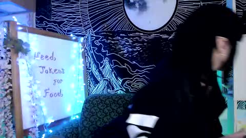 Snapshot of raziel_haze chatting on March 4, 11:40 am Yrriel Strife Candy-Demon Caveboy mr. Cringe online show from March 4, 11:40 am