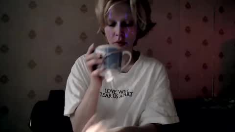Snapshot of raziel_haze chatting on March 14, 9:26 am Yrriel Strife Candy-Demon Caveboy mr. Cringe online show from March 14, 9:26 am