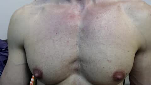 Snapshot of razorramon13 chatting on December 12, 7:19 am razorramon13 online show from December 12, 7:19 am