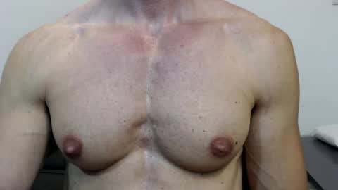 Snapshot of razorramon13 chatting on December 18, 3:33 pm razorramon13 online show from December 18, 3:33 pm