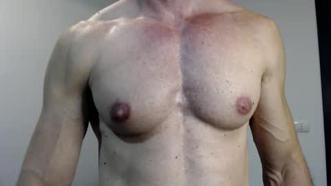 Snapshot of razorramon13 chatting on January 3, 4:48 pm razorramon13 online show from January 3, 4:48 pm