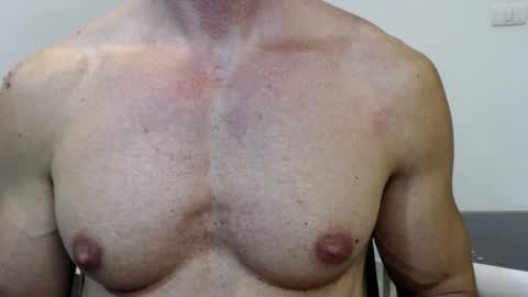 Snapshot of razorramon13 chatting on February 8, 3:53 pm razorramon13 online show from February 8, 3:53 pm