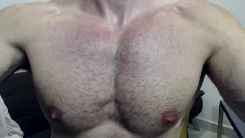 Snapshot of razorramon13 chatting on March 8, 3:39 am razorramon13 online show from March 8, 3:39 am
